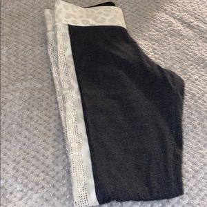 Vs PINK yoga leggings